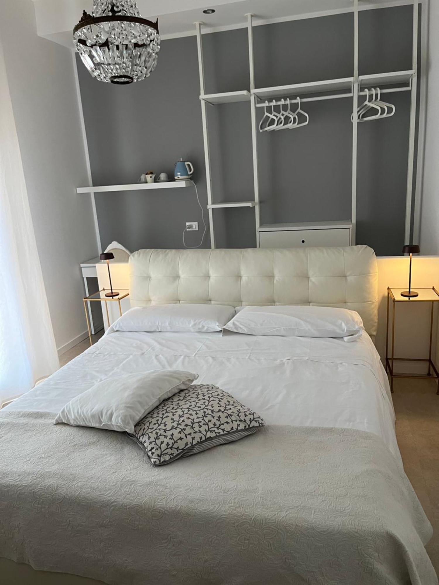 Bed and Breakfast Fleur Blanche Verona Esterno foto
