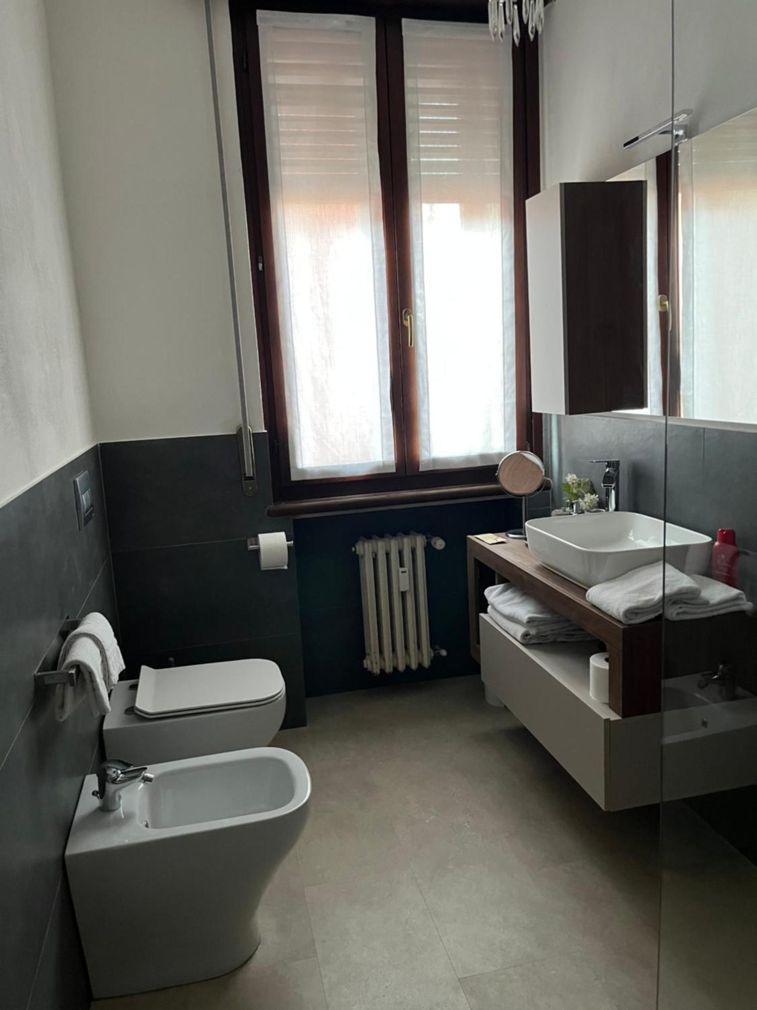 Bed and Breakfast Fleur Blanche Verona Esterno foto
