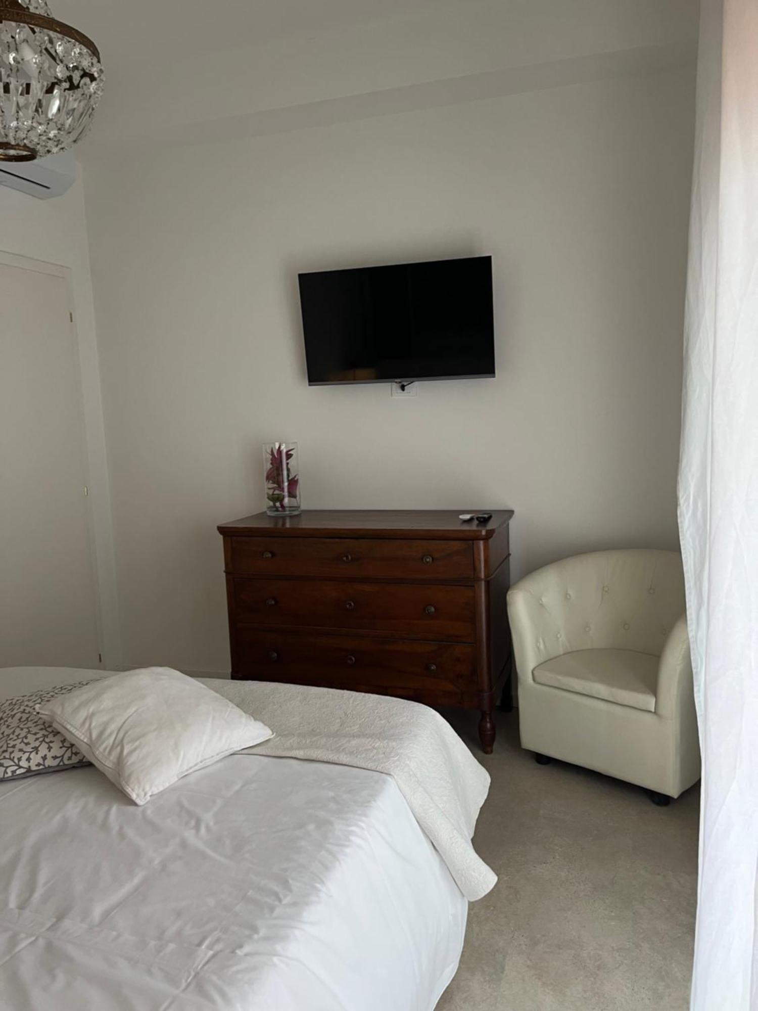 Bed and Breakfast Fleur Blanche Verona Esterno foto