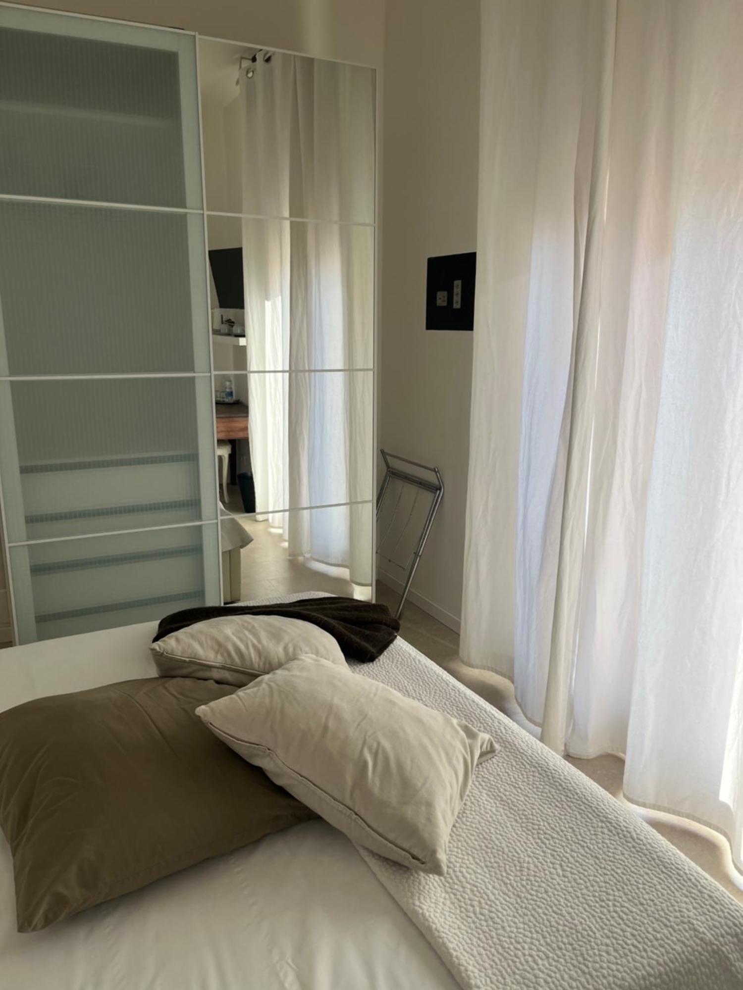 Bed and Breakfast Fleur Blanche Verona Esterno foto