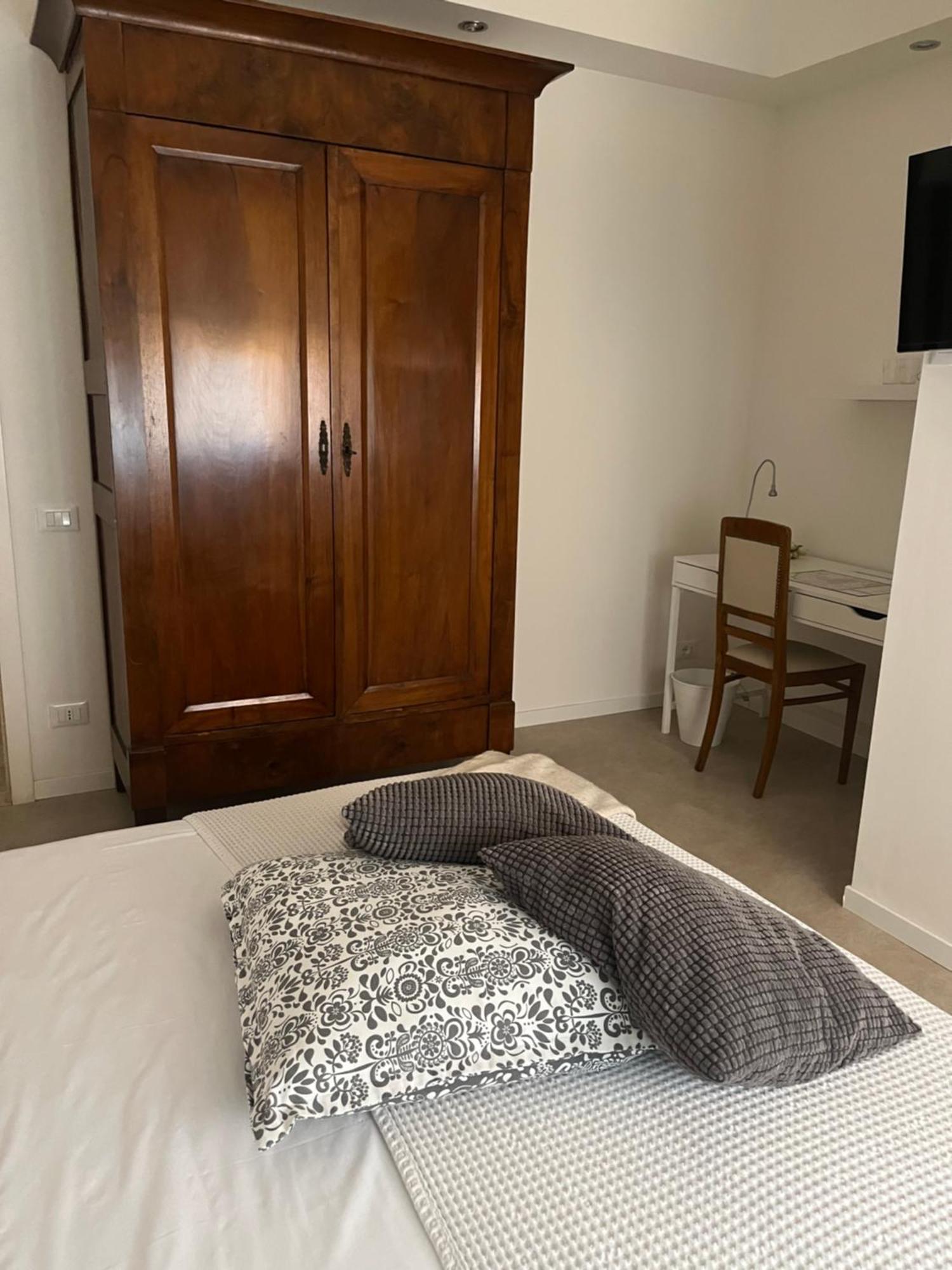 Bed and Breakfast Fleur Blanche Verona Esterno foto